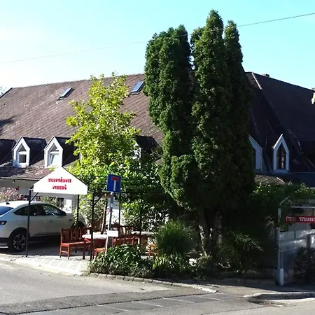Diana Fogado Bed & Breakfast Keszthely