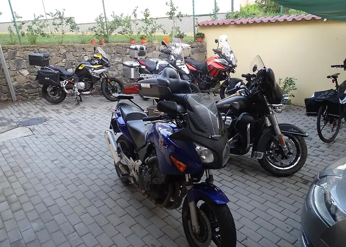 Alojamento de Acomodação e Pequeno-almoço Diána