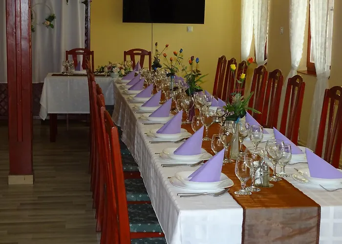 Alojamento de Acomodação e Pequeno-almoço Diána Keszthely